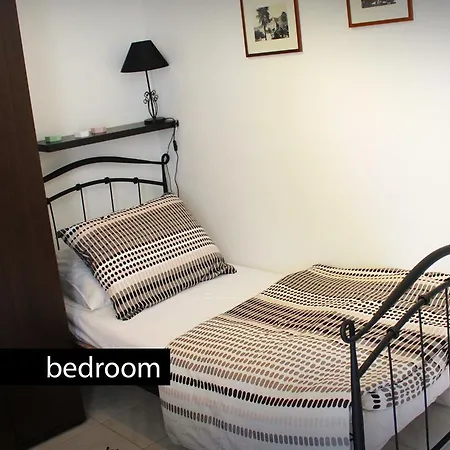 Diocletians Palace For Two شقة