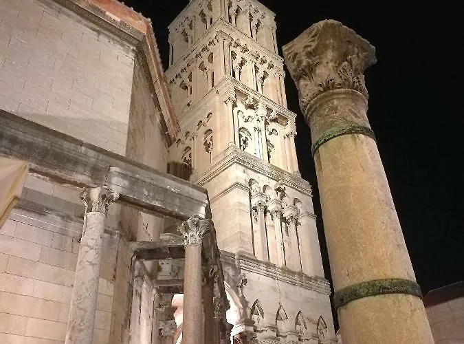 Diocletians Palace For Two Appartamento *